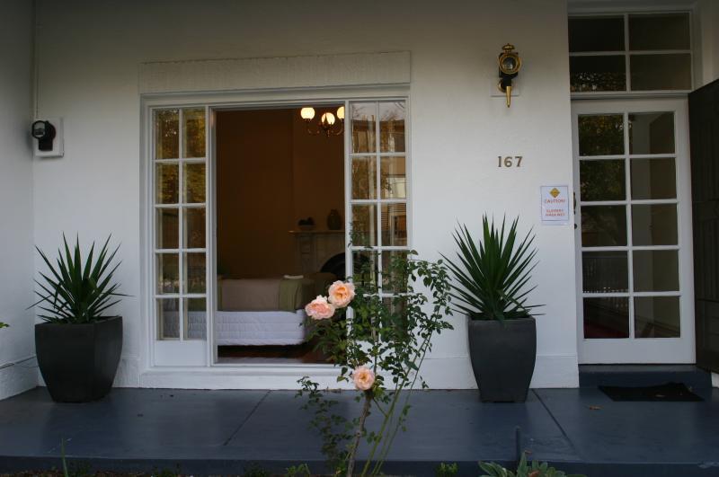Birches Serviced Apartments Melbourne City Exterior foto
