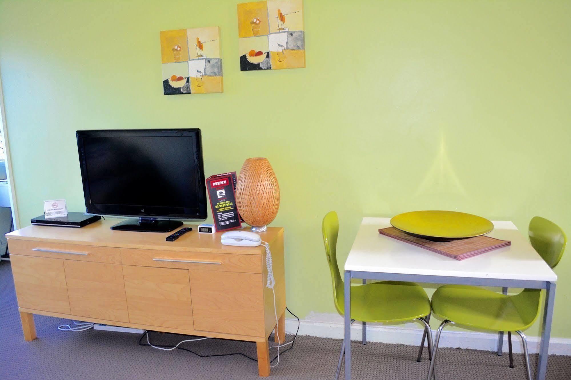 Birches Serviced Apartments Melbourne City Exterior foto